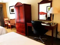 Trend Mountain Hotel & Conference Centre Hotels in Tumbler Ridge