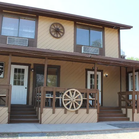 Wagon Wheel Restaurant Bar and Motel