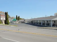 Wayside Motel Hotels in Sankt Ignace
