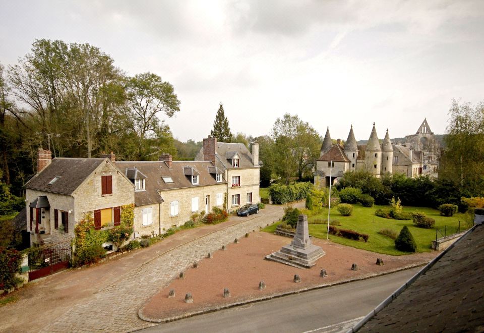 hotel overview picture