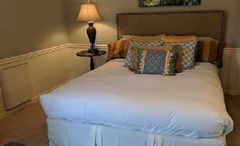 Meadowood Inn
