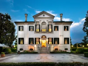 Villa Franceschi Hotel & Resort