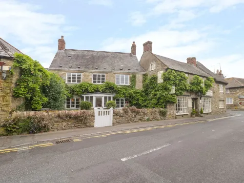 Market House Hotels in Winterbourne Abbas