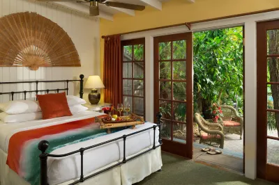 Tropical Inn