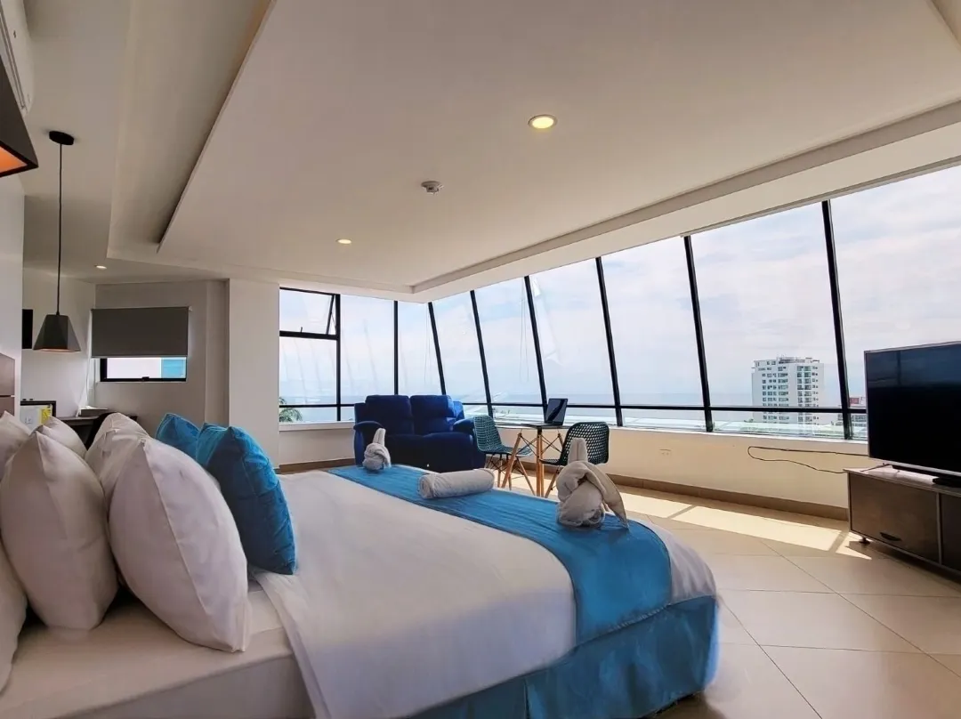 Navio Hotel - Manta