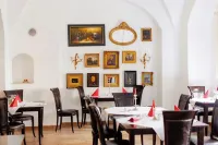 Schlosshotel Schkopau - breakfast