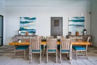 CozySuites at Town Lake - Homestays