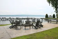 Plum Point Lodge