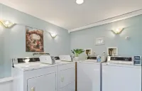 Sea Rose Suites - 3-Star