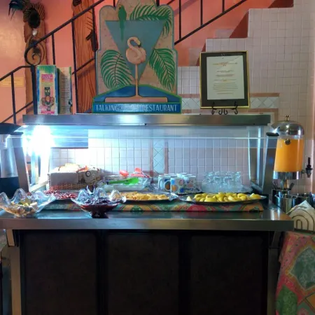 Towne Hotel