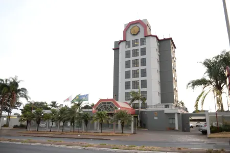 Carlton Plaza Hotel Uberlandia Отели в г. Уберландия