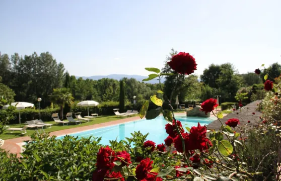 瑞伽奇別墅酒店