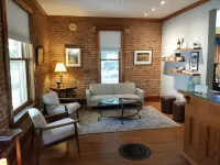 Bross Hotel B & B - parking