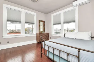 Gulf Siesta Vacation Lofts Hotels near Port of Galveston Cruise Terminal 25