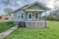 Nice house,Walking distance from Casino (2 Blocks)
