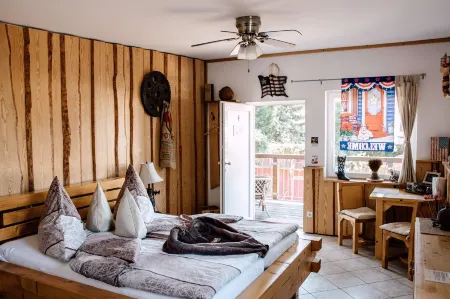 Down Town Motel Отели в г. Грюнхайде