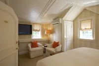 The 1770 House Restaurant & Inn Hotel a Springs