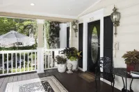 Embrace Calistoga Hotels in Calistoga