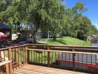 River Bend's Resort - homestay