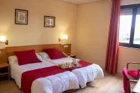 Hotel Helmántico Hotels in La Armuna