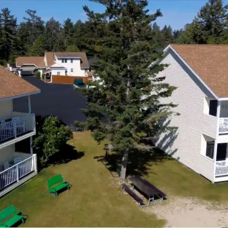 Beachcomber of Mackinaw Hotels in Cheboygan County