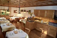 Pension Grafengut - parking