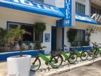 Hotel El Faro Malecon - 2 ดาว