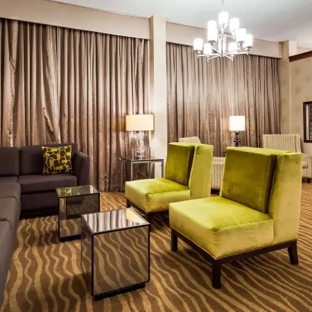 Best Western Plus Richmond Airport Hotel