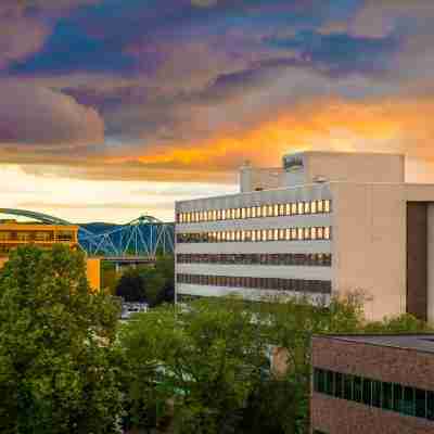Radisson Hotel la Crosse Hotel Exterior