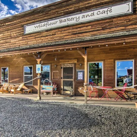 Montana's Emigrant Peaks Getaway: Apt w/ Amenities Hotels in Emigrant