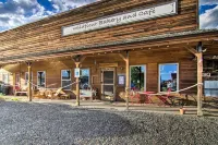 Montana's Emigrant Peaks Getaway: Apt w/ Amenities - 3-Star