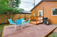 Quaint Cody Cottage w/ Grill: Walk to Downtown! - Tiny Houses