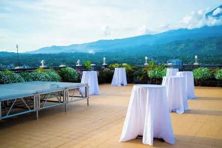 Sanna Boutique Hotel Отели в г. Аруша