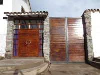 La Cabaña Hotel - Losmen