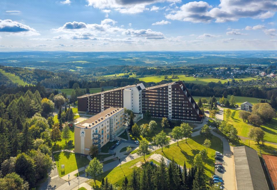 hotel overview picture