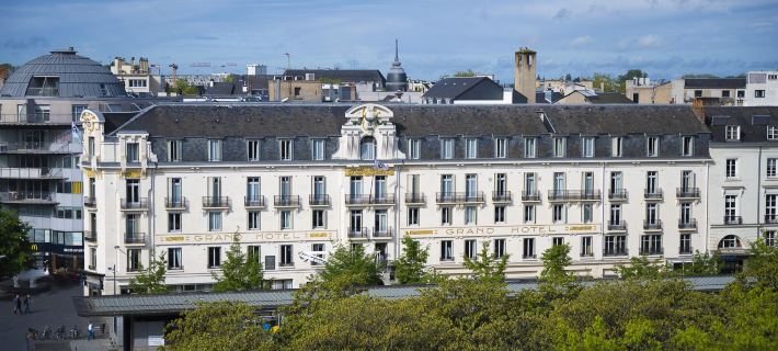 Le Grand Hotel Hotels in Tours