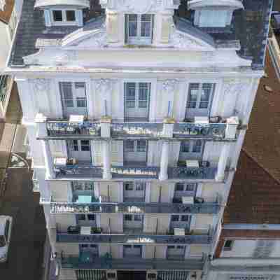 Hôtel les Nations the Originals Boutique Vichy Hotel Exterior