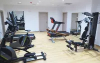 Cavo Orient Beach Hotel & Suites - Fitnessstudio