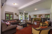 Amã Stays & Trails Mangirish Farmhouse, Alur, Bengaluru Hotels in Nelamangala