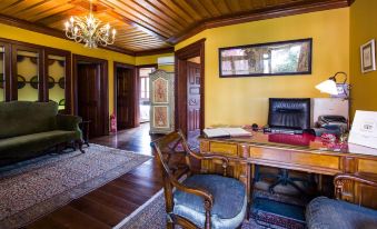 Boutique Hotel Kokkino Spiti