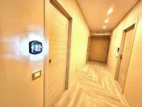 Trilogy Prestige - Central Premium Suites Hotels near Teatro Apollo