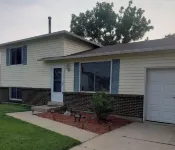Spacious 3 BR Residential Home Near Downtown Denver & Boulder