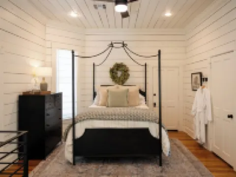 The McGregor House Featured on Hgtv Hotels in McGregor