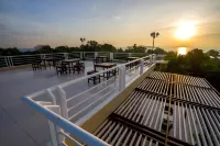 Koh Larn Riviera Hotels in Koh Larn