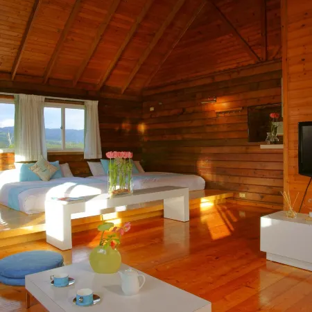 Kentington Resort