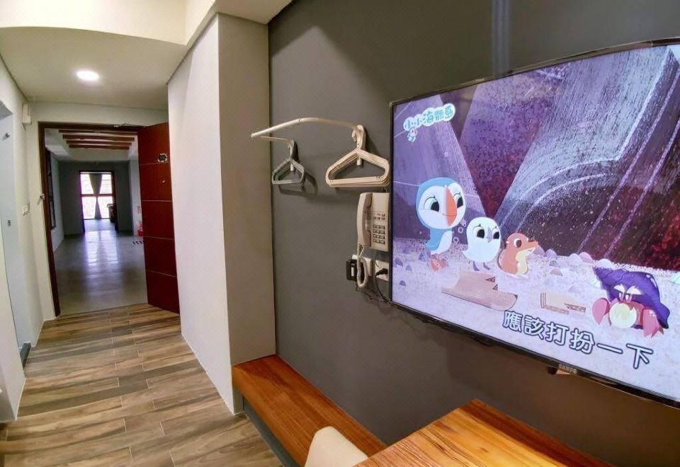 3. 어포즈 호텔..