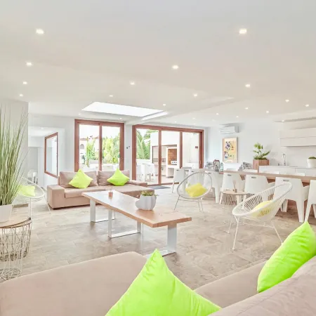 Villa N15 en Plein cœur de la Marina, Proche de Rosas, Costa Brava