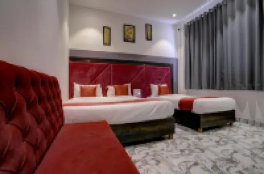 Hotel Golden Palace Residency Hotels near Mani Bhavan Gandhi Sangrahalaya
