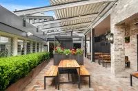 Grand Hotel and Studios Hotel di Wyong