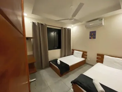 King Size Bed Family Apartment Full Kitchen Pool Side Near Beach - 101